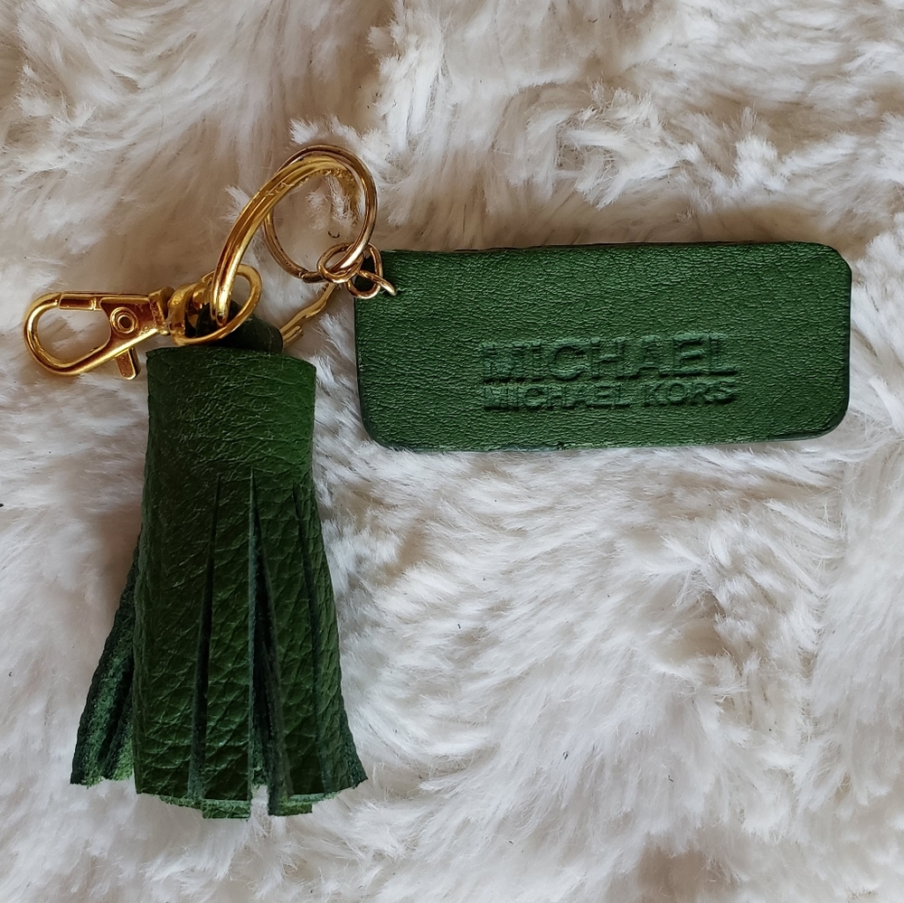 Auth Michael Kors keychain